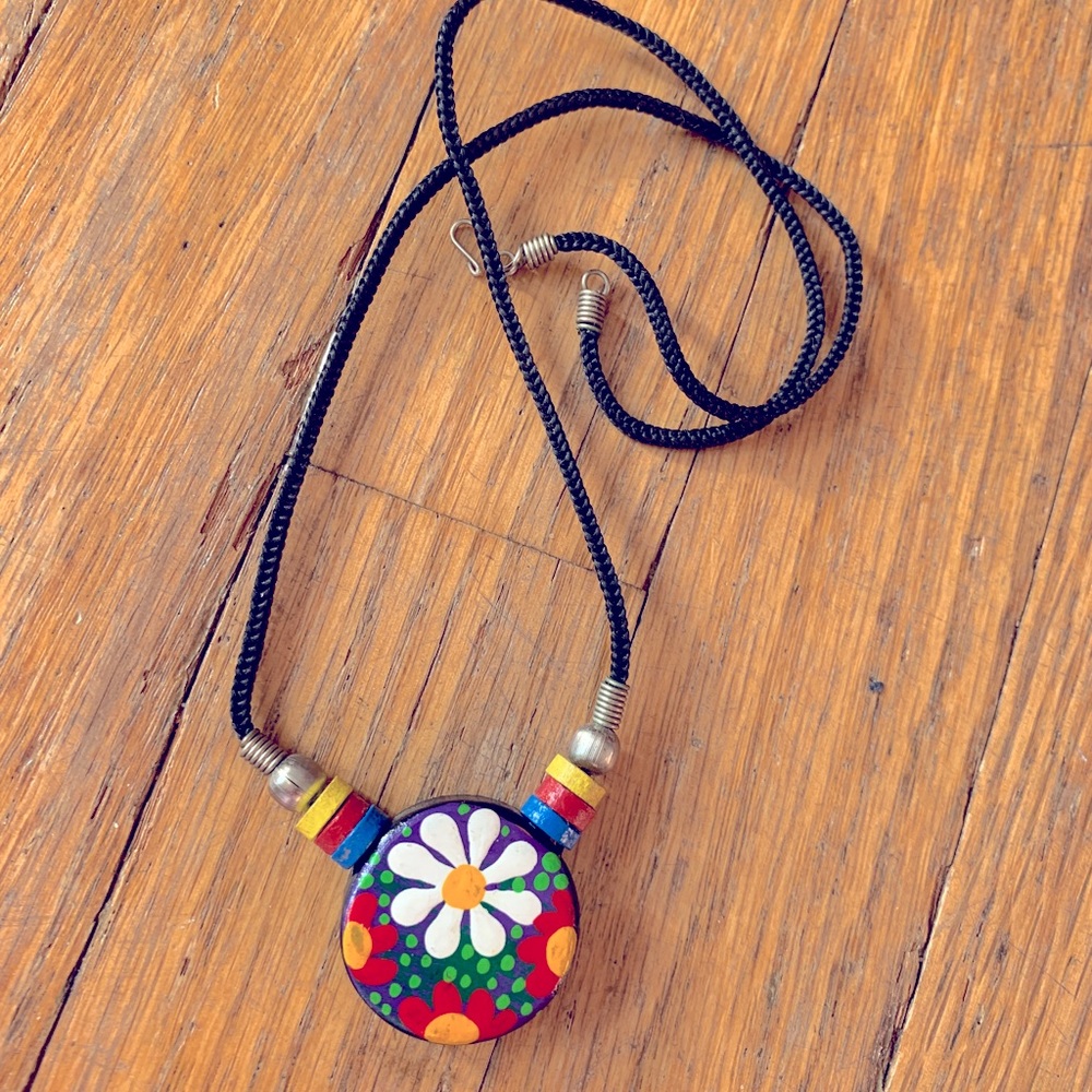 Vintage 1970’s Necklace Lovely Hand painted Wood in pristine condition❤️💙💜🧡